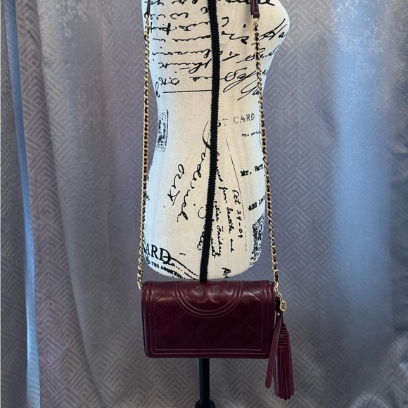 Tory Burch Fleming Soft Glazed Wallet Crossbody - Picture 4 of 7